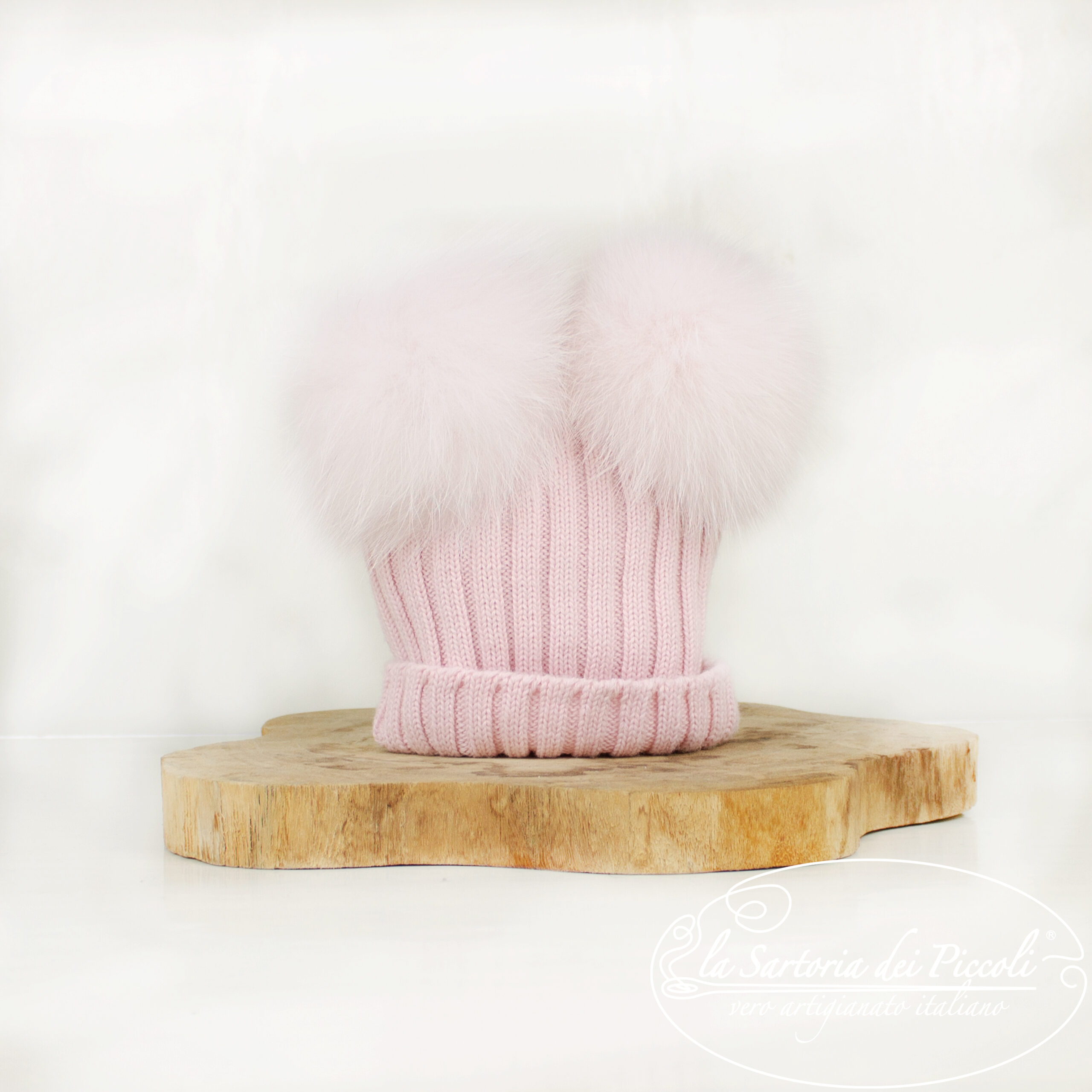 Cappello lana con doppio Pon-Pon di pelliccia – La Sartoria dei Piccoli